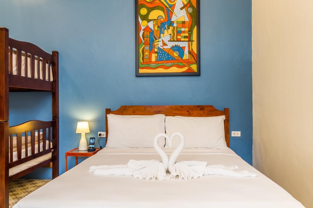 Eriksson Guesthouse Patong Exterior foto