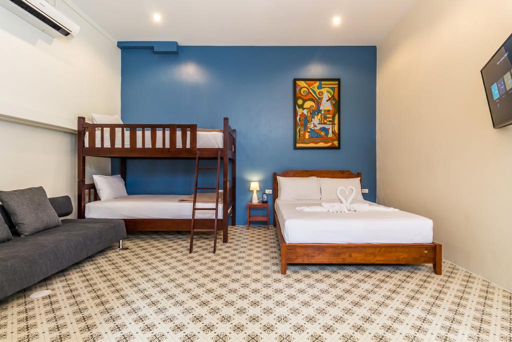 Eriksson Guesthouse Patong Quarto foto