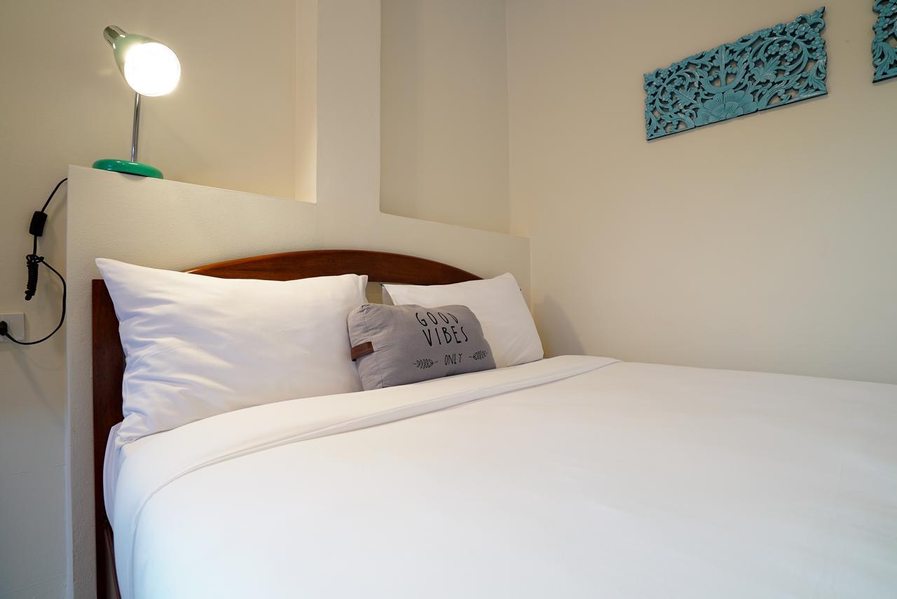 Eriksson Guesthouse Patong Quarto foto