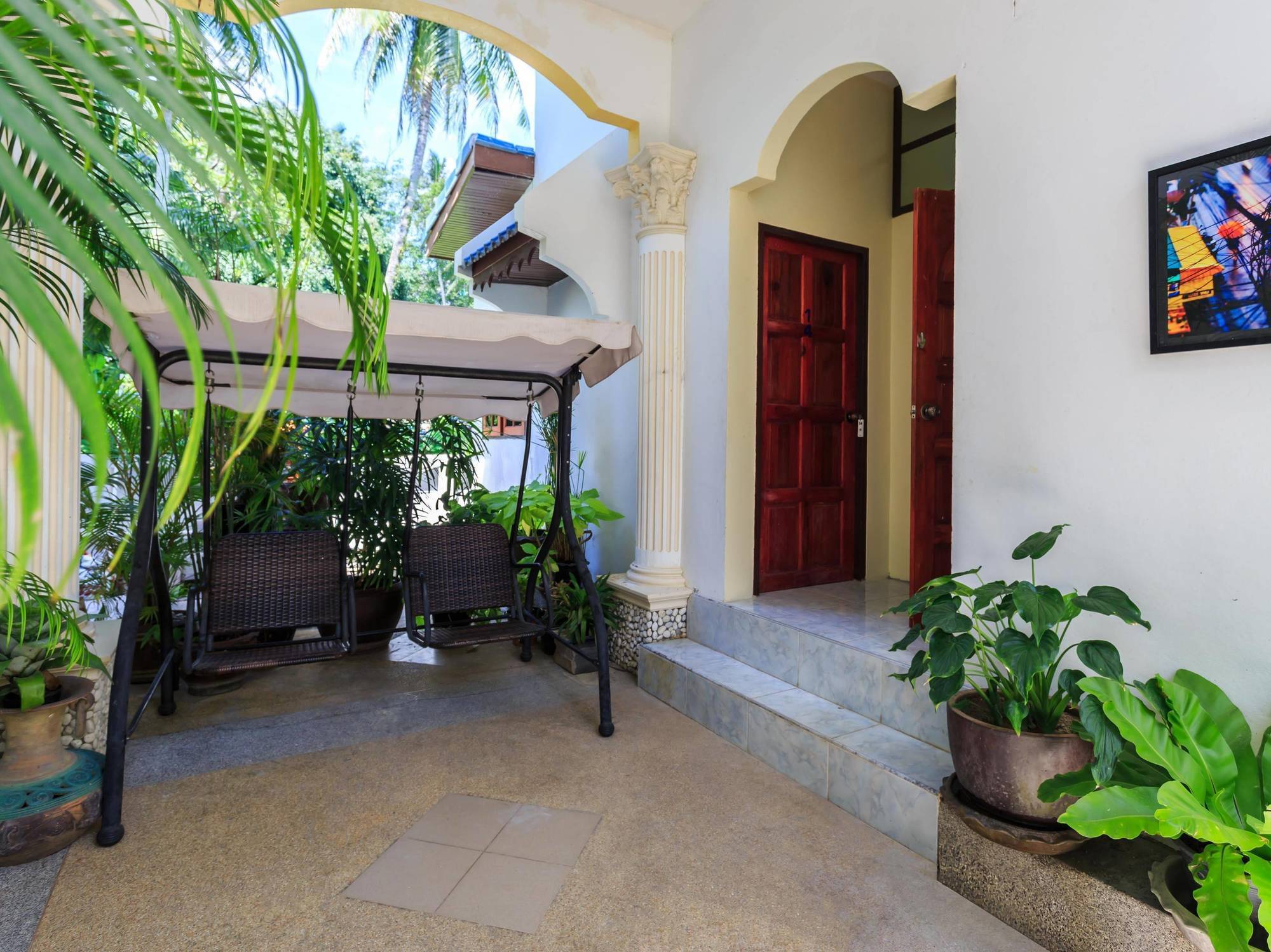 Eriksson Guesthouse Patong Exterior foto