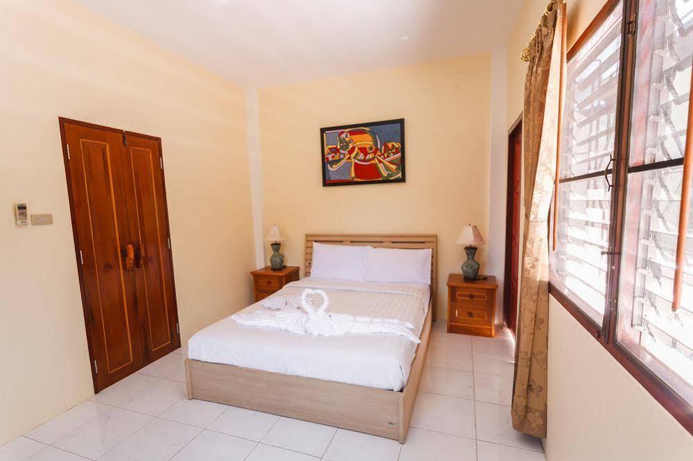 Eriksson Guesthouse Patong Exterior foto